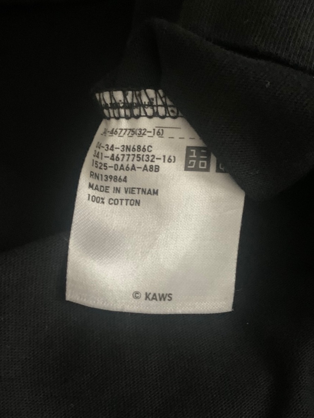 KAWS X Uniqlo UT Black Short Sleeve T-Shirt Companion Father Son Unisex XL - Picture 8 of 8